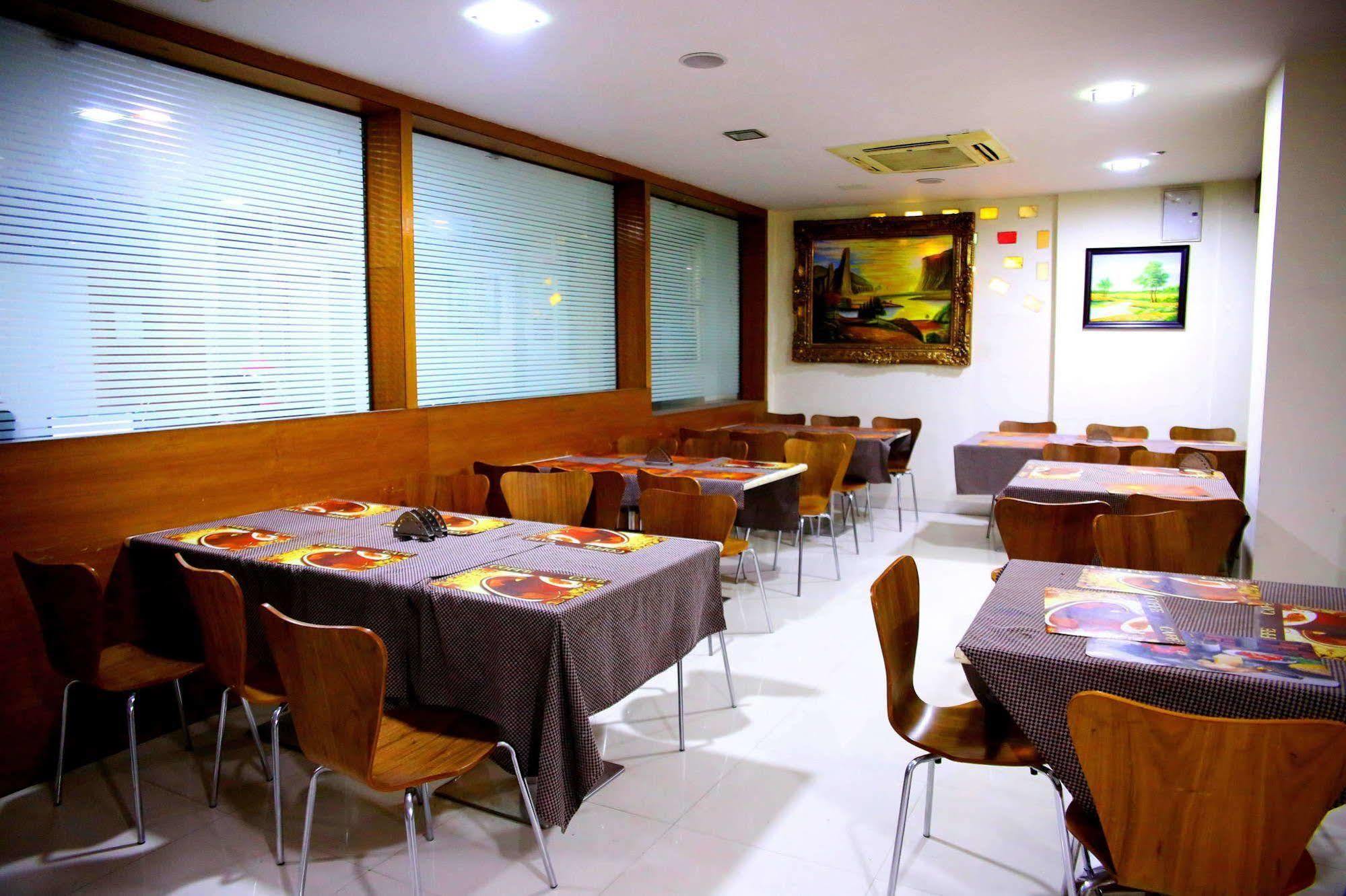 היידראבד Ksr Park Hotel מראה חיצוני תמונה