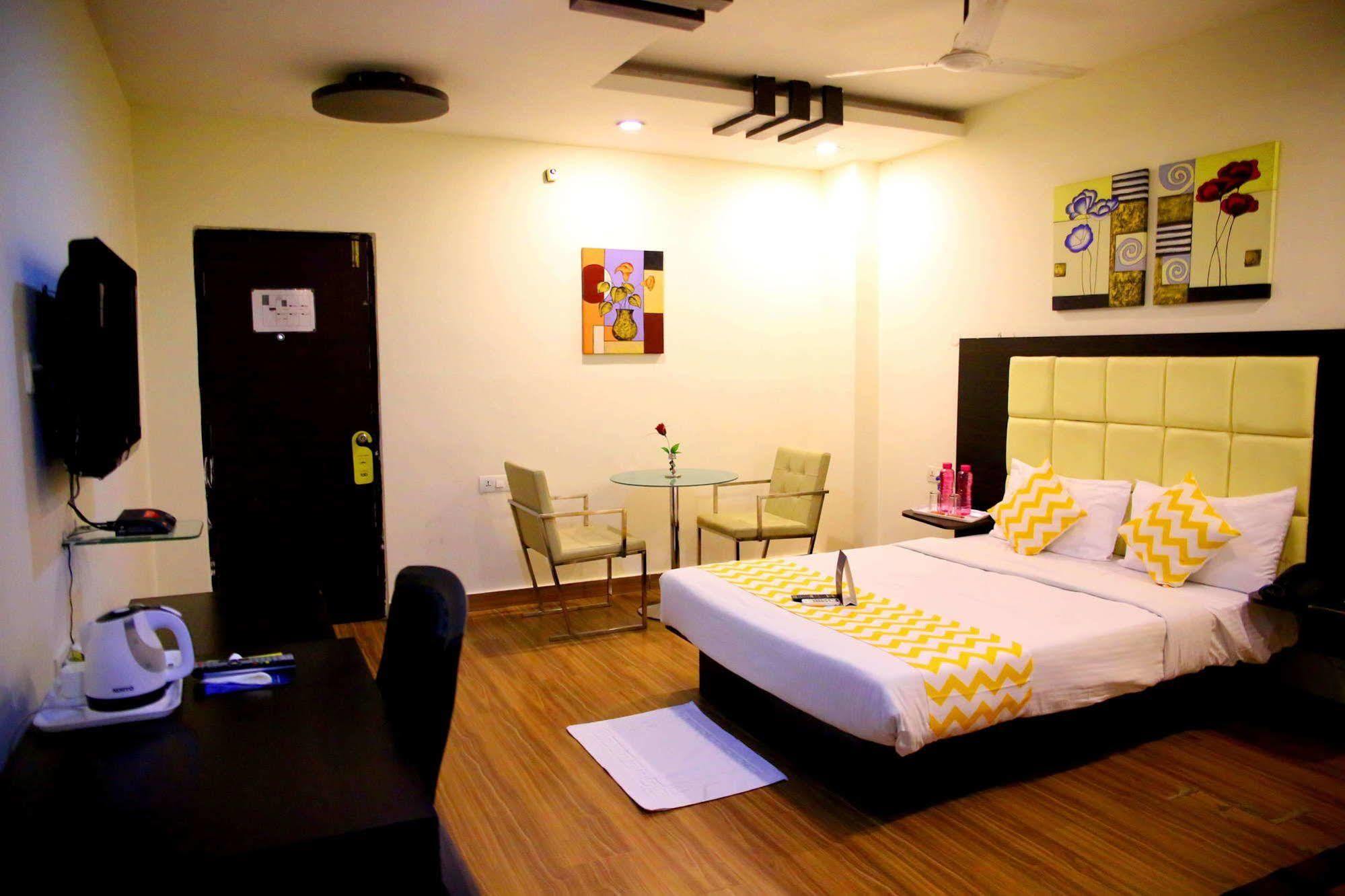 היידראבד Ksr Park Hotel מראה חיצוני תמונה
